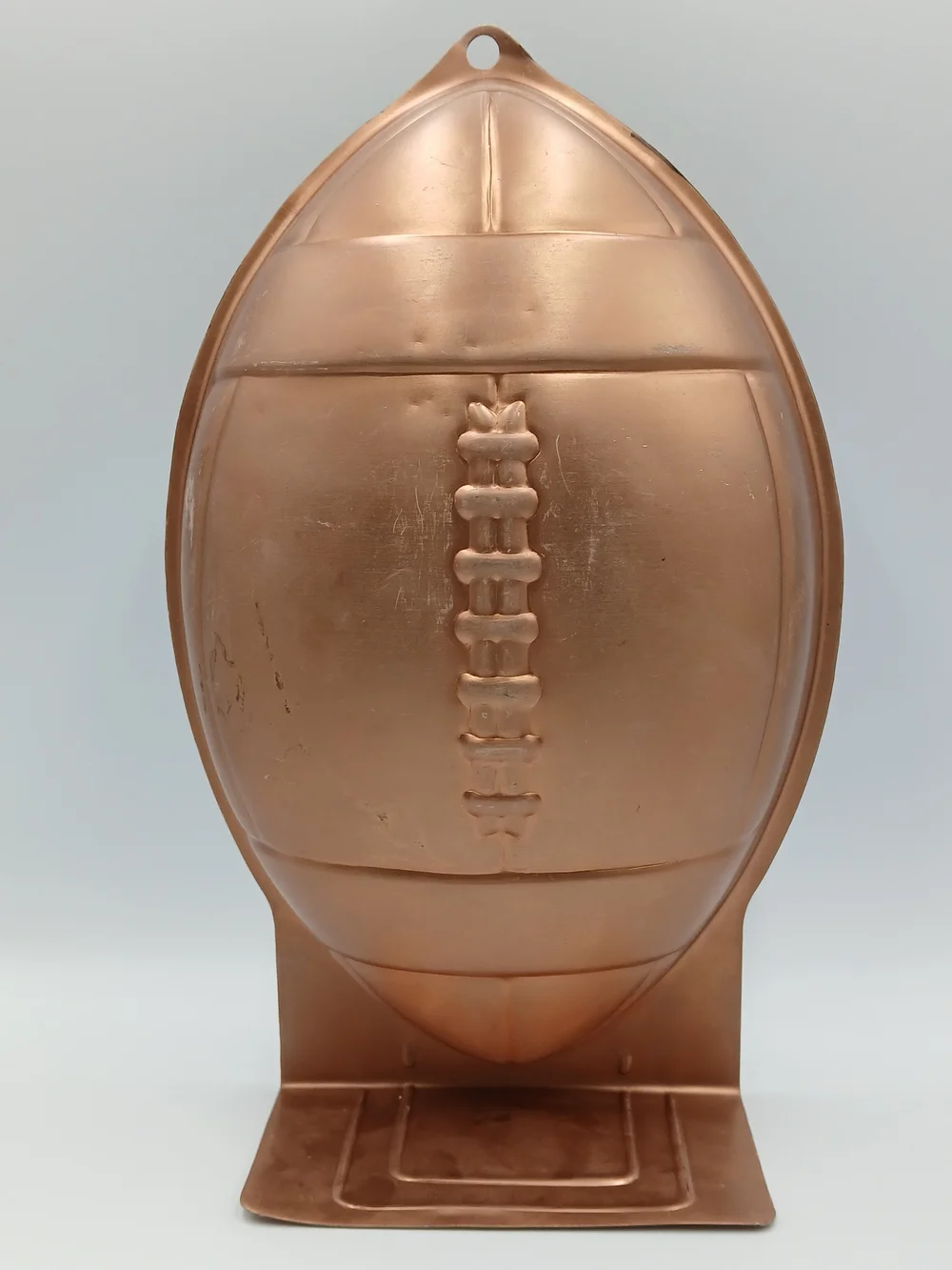 Vntg 1990 Wilton First and Ten 3D Football Cake Pan 2105-6504 Copper Color 12in